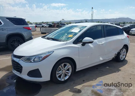 2019 Chevrolet Cruze Ls z USA, uszkodzony, nr VIN 3G1BC6SMXKS582843